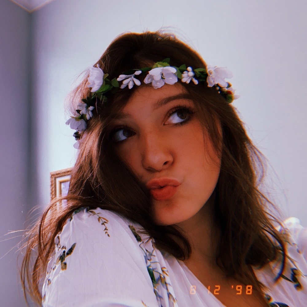 Meet your Posher, Hannah